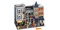LEGO CREATOR EXPERT Assembly Square 2017